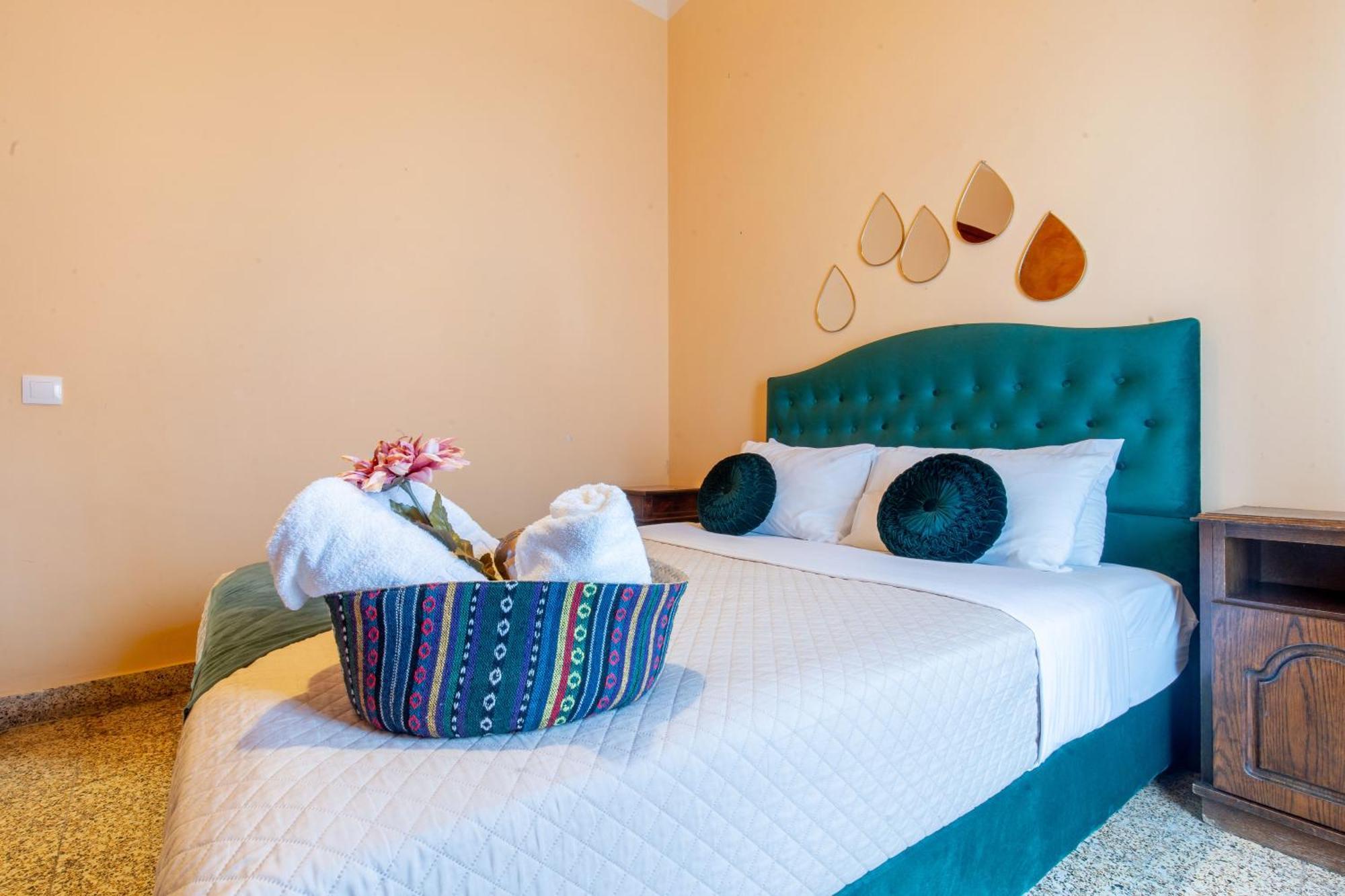 Rhodes City Mascot Traditional Guest House מראה חיצוני תמונה