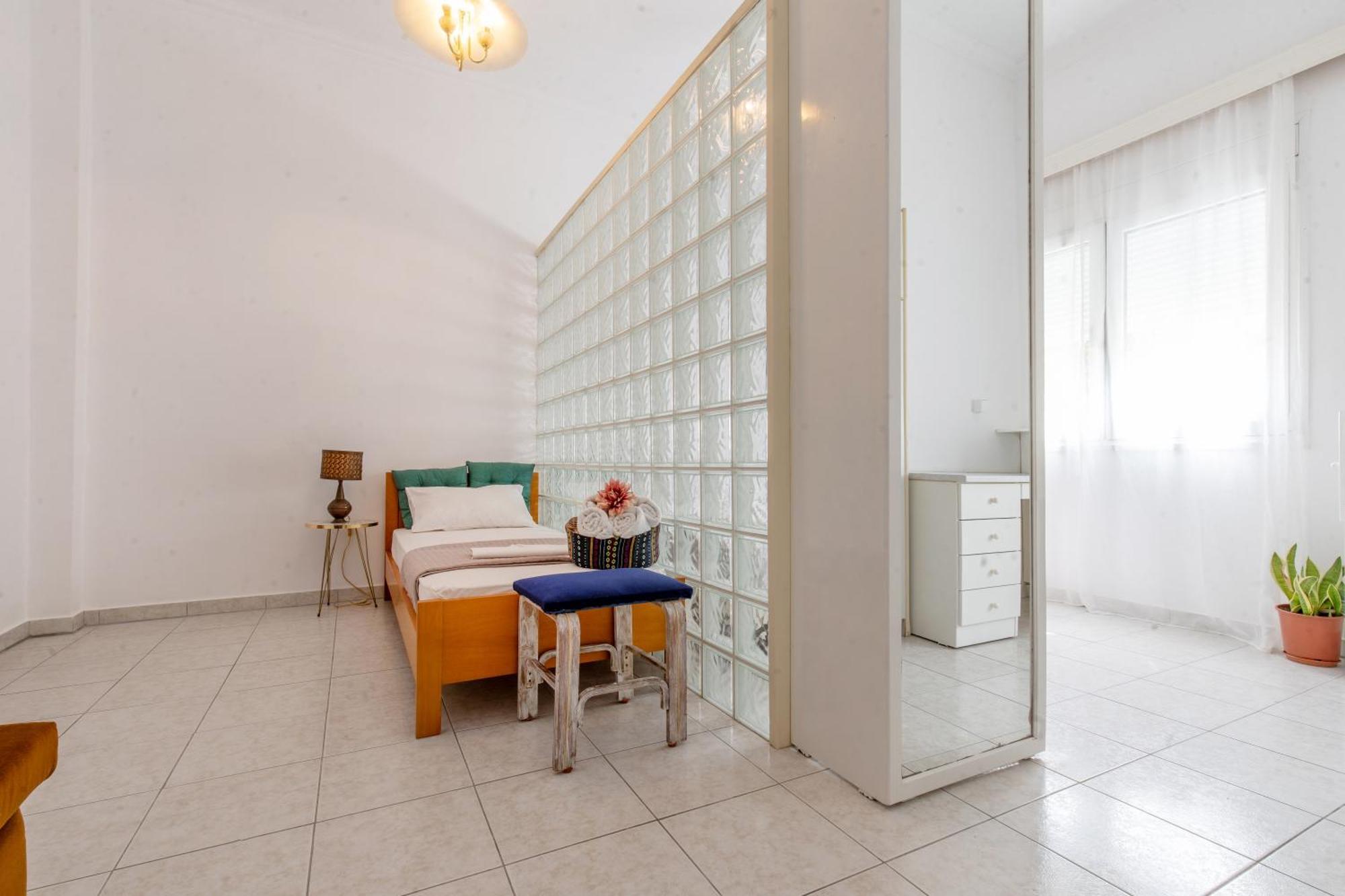 Rhodes City Mascot Traditional Guest House מראה חיצוני תמונה
